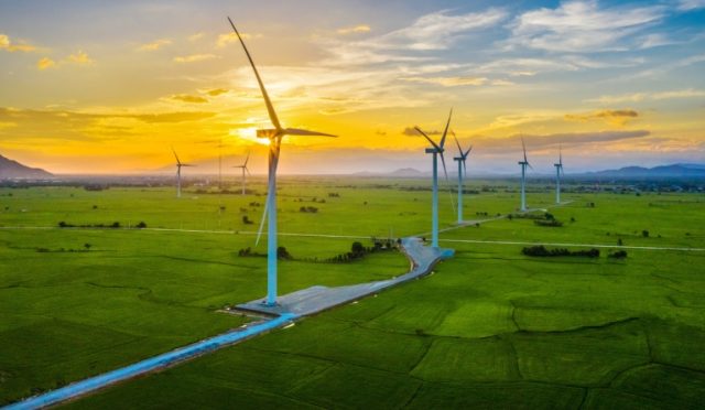 2025’te Yenilenebilir Enerji Trendleri: Geleceği Şekillendiren 6 Büyük Değişim