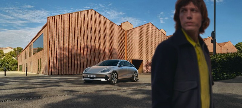 Hyundai IONIQ 6 fiyatı tepetaklak oldu, artık Clio'dan biraz kıymetli hyundai ioniq 6 fiyati tepetaklak oldu artik cliodan biraz kiymetli 0 d2VkAzPa